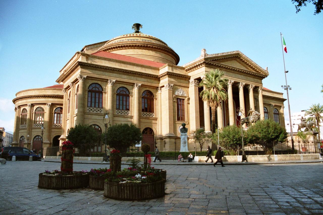 Volturno 106 Palermo Exterior foto